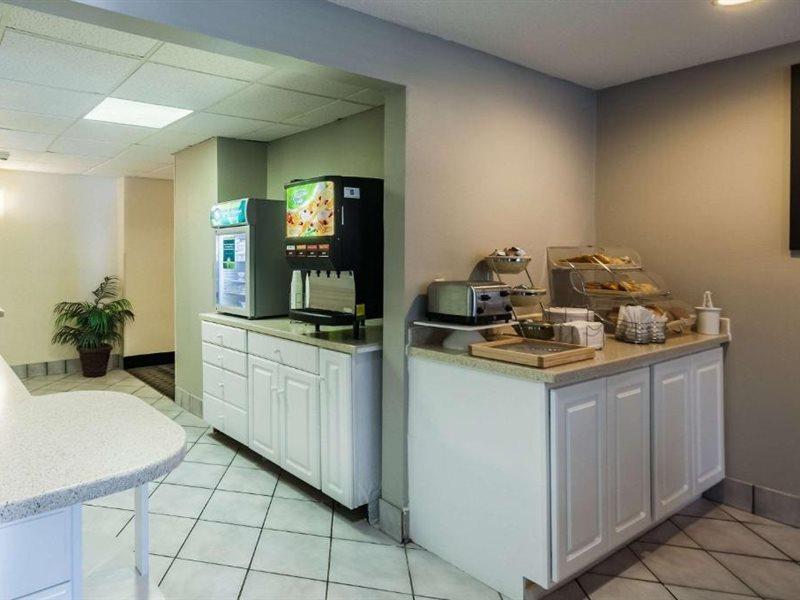 Quality Inn Solomons - Beacon Marina Ngoại thất bức ảnh