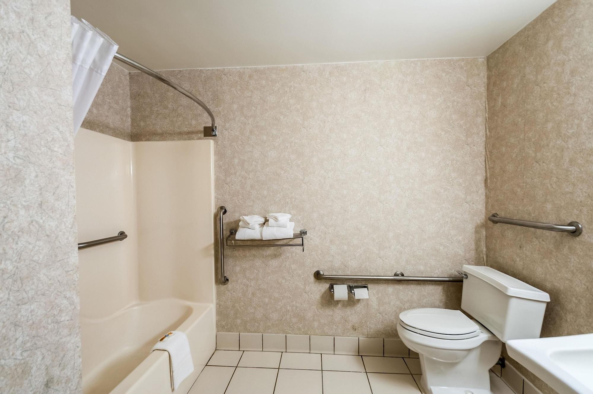 Quality Inn Solomons - Beacon Marina Ngoại thất bức ảnh